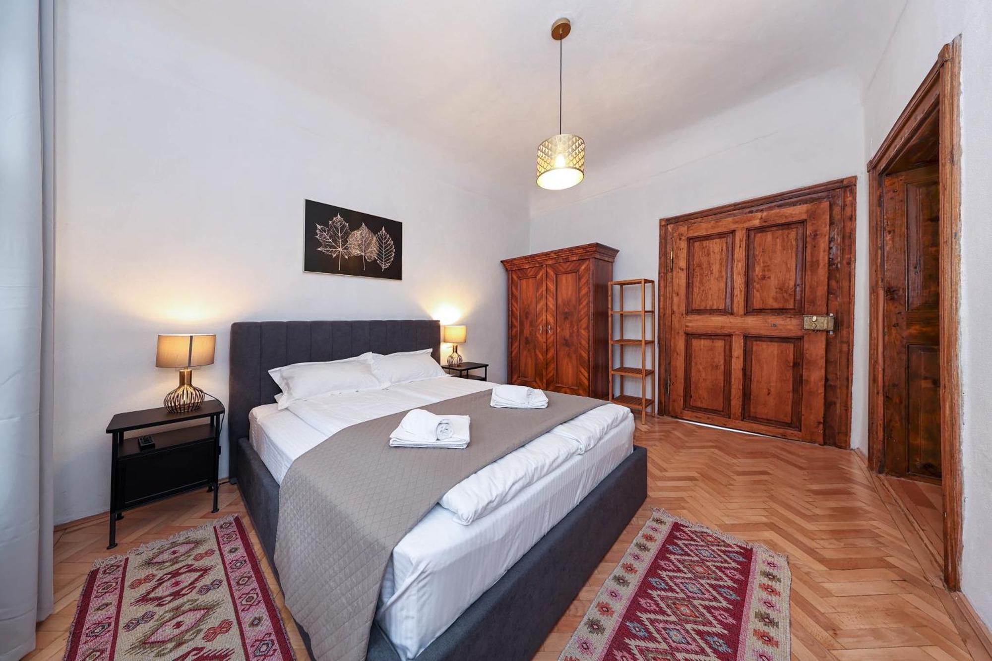 Hirscher Apartments Braşov Eksteriør bilde
